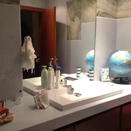 Canas Guest House In Lisbon Room photo